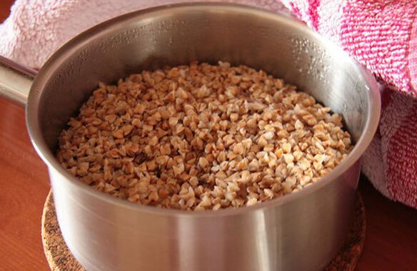 lurrunetan buckwheat pisua galtzeko